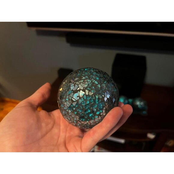 New 12.4" Mosaic Glass Decorative Tray with 3 Decorative Orbs, Living Room Decor - Picture 12 of 12